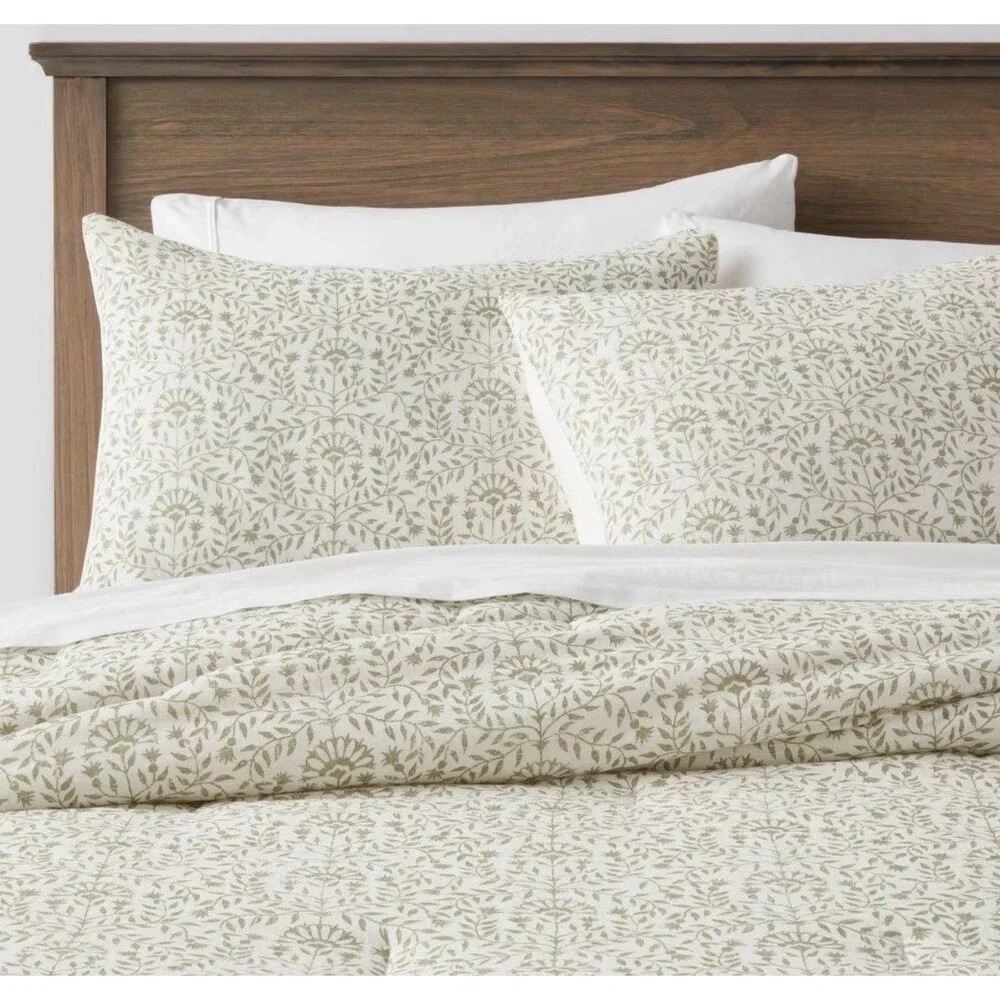 King Traditional Vine Printed Cotton Comforter & Sham Set Green - Threshold NEW